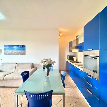 Vacation Terrace Apartment *